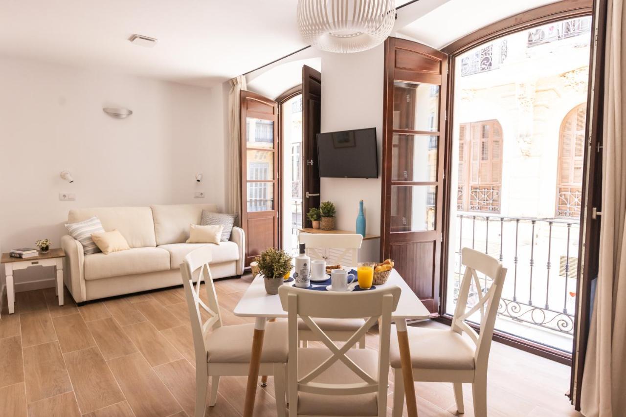 Apartamento Especeria Blue By #Cuatrocallesflats Málaga Dış mekan fotoğraf